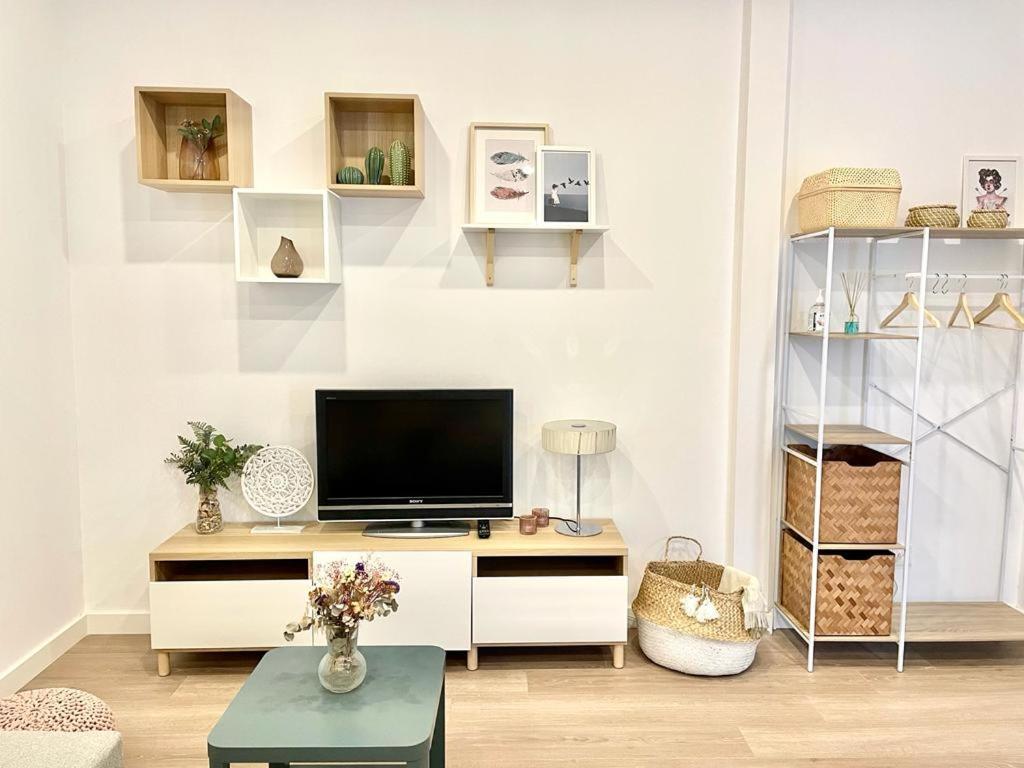 Apartamento En Casco Histórico De Córdoba/piscina *