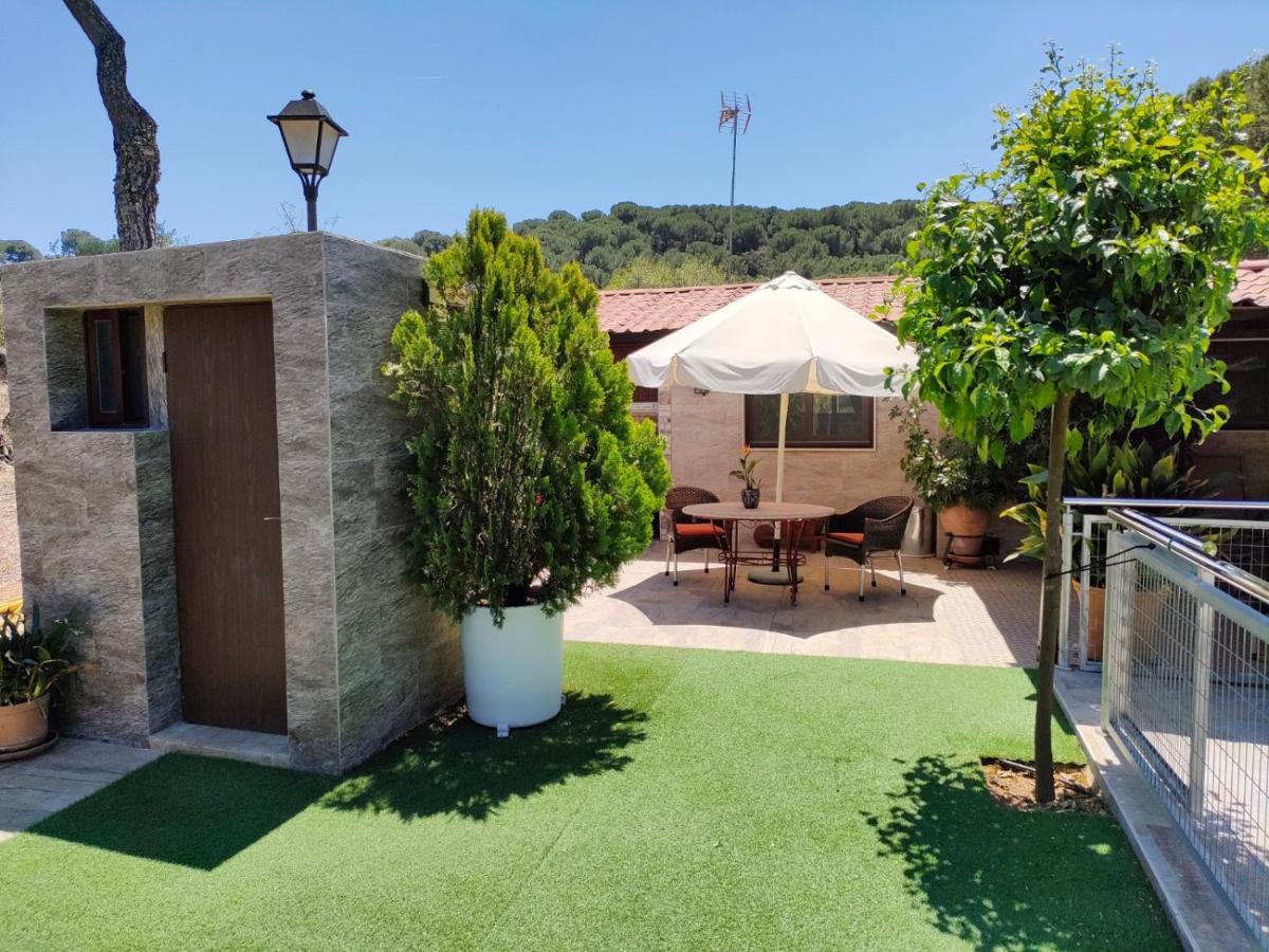 Chalet De Madera Junto Al Jaras *