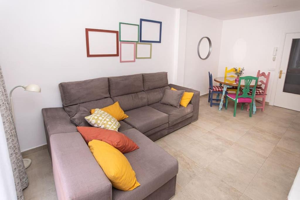Piso Junto A La Estacion Ave * Córdoba