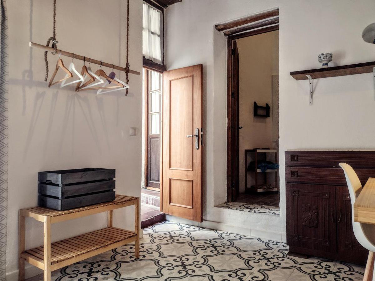 Casa Escondida - Residencia De Artistas Homestay