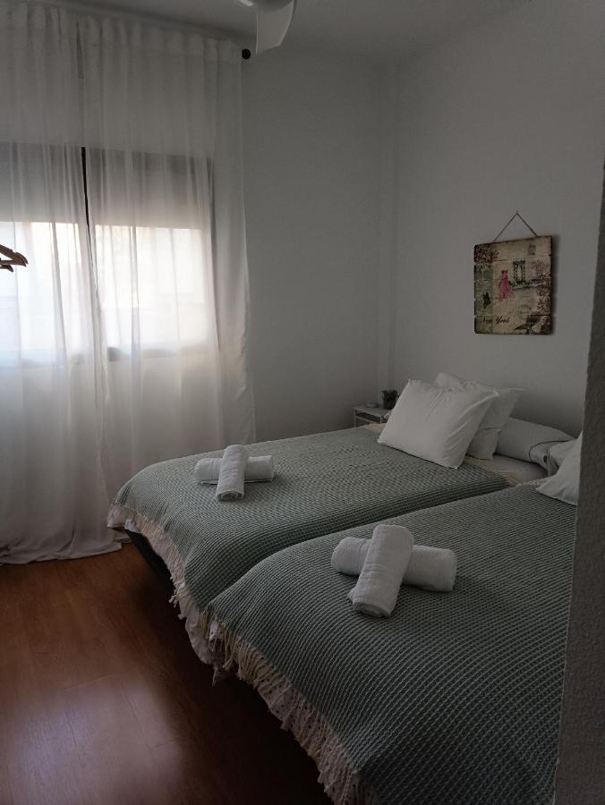Apartment Patio Privado, Parking Gratis Y A Un Paso Del Vial