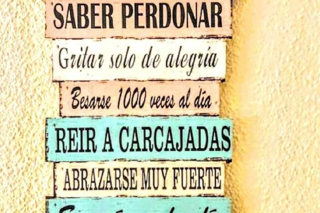 En La Entrada Del Barrio Antiguo *