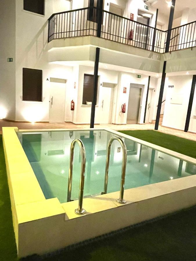 En Casco Histórico De Córdoba/piscina Apartamento *