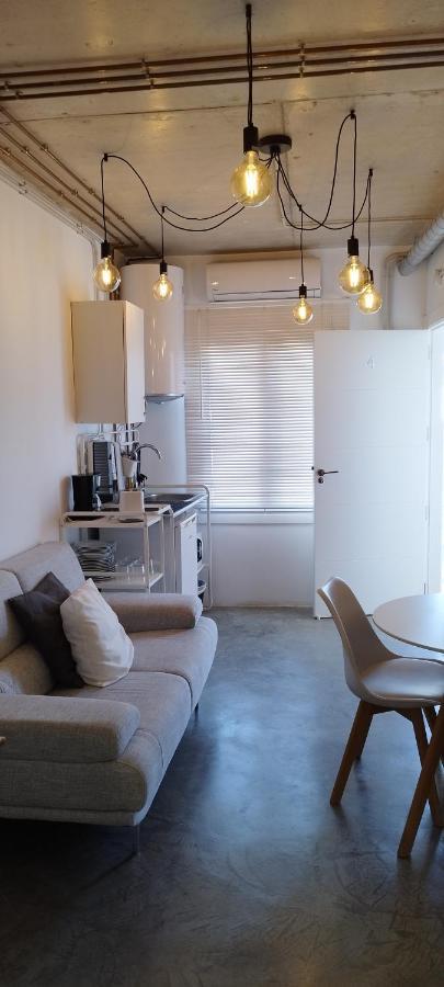 Corredera Travel 4 *