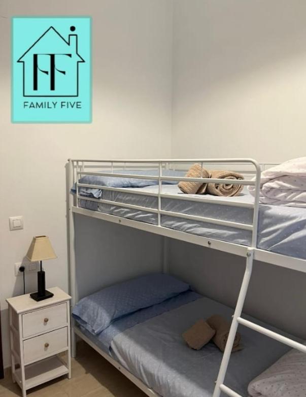 Family Five Cordoba