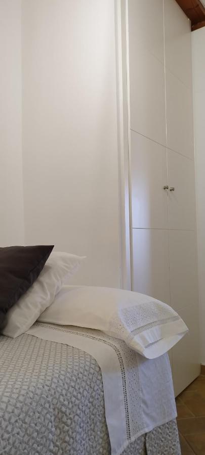 Corredera Travel 4 *