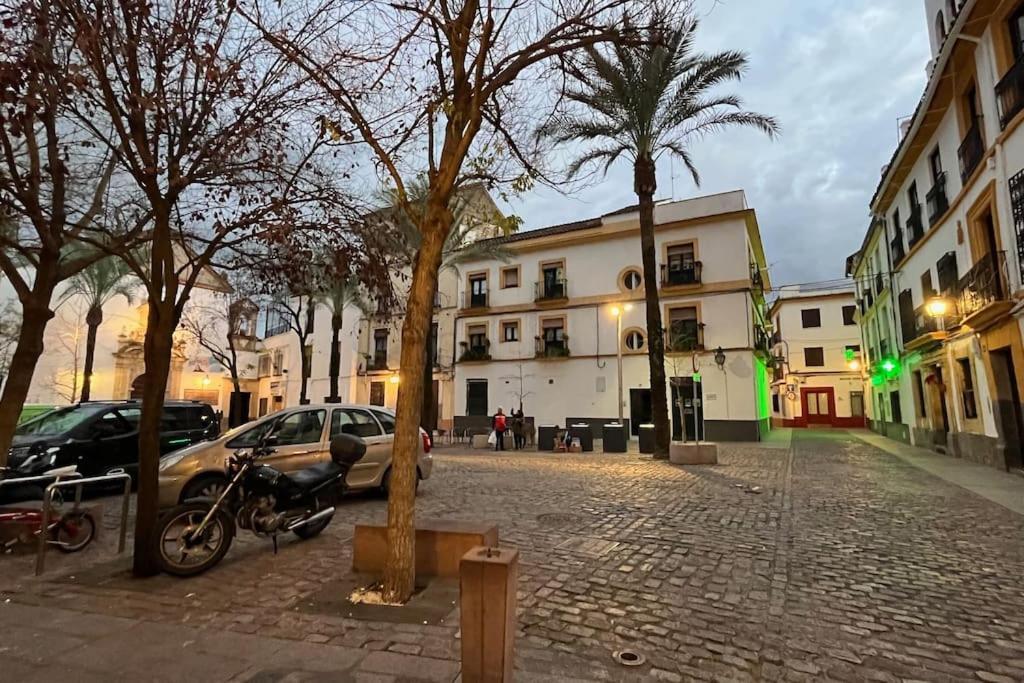 Patio De La Corredera Córdoba