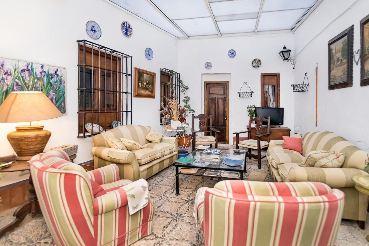 Juderia Homestay