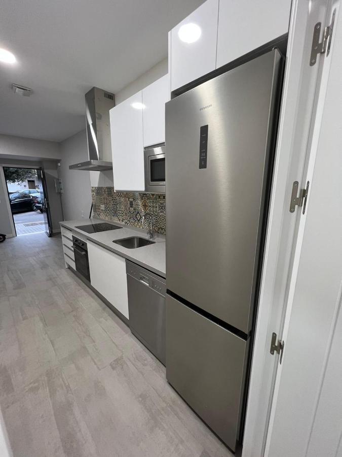 Apartamento Turistico Escritor Narbona Junto A La Estacion De Tren Y Autobuses - No Se Admiten Mascotas, No Pets *