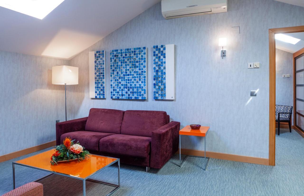Maciá Alfaros Hotel 4*