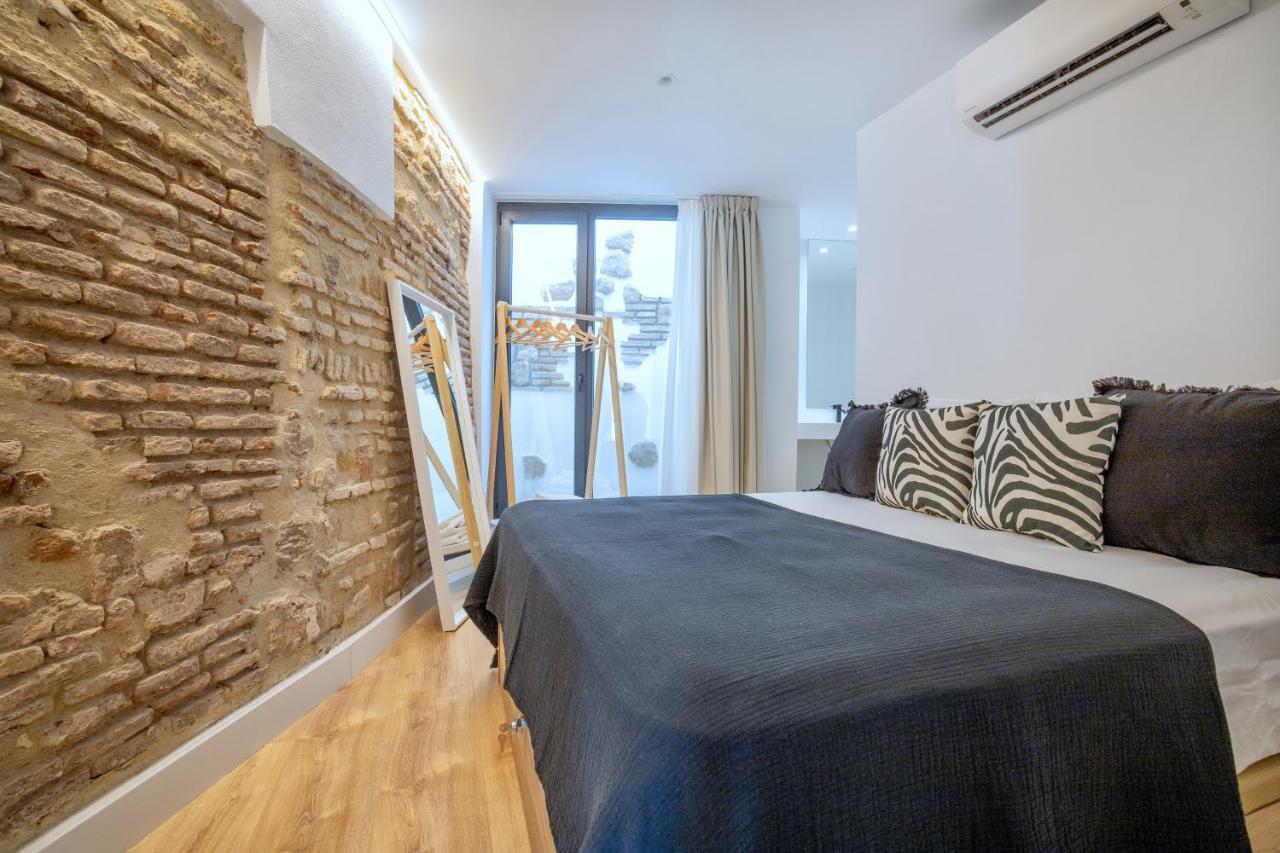 Victoria Apartment *