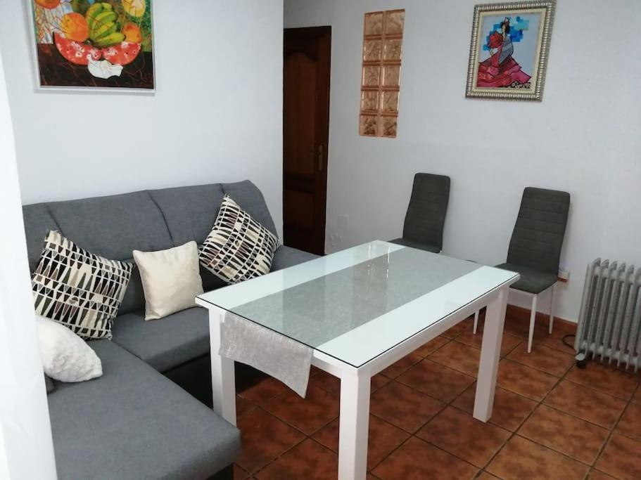 Apartamento Apartamento En El Barrio San Lorenzo. *