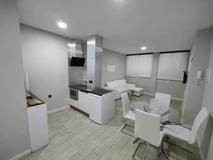 Apartment Loft Ciudad Jardin N°2 *