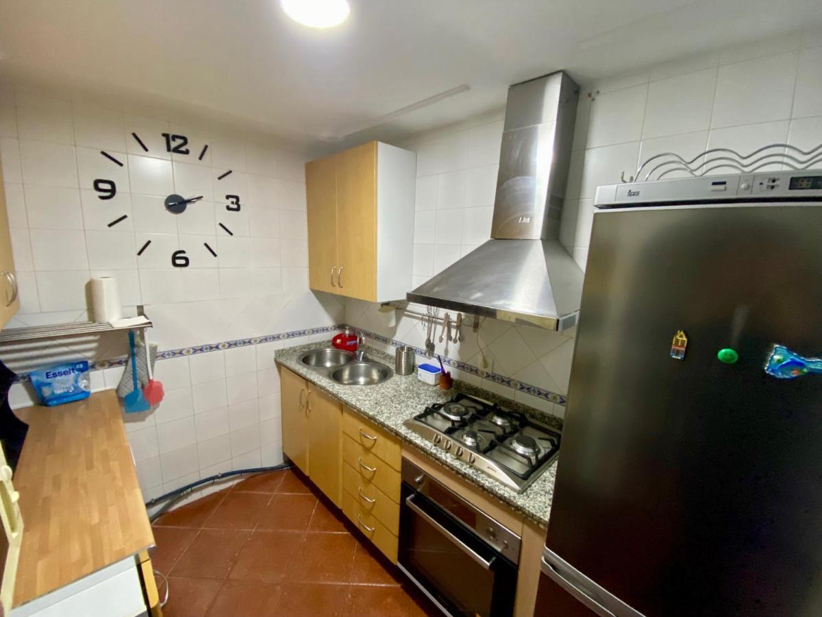 Apartamento Casa 3 Con Piscina De Temporada Compartida Con Dos Estudios - - Jacuzzi Consultar - Trassierra - 8km De -- Trassierrarooms