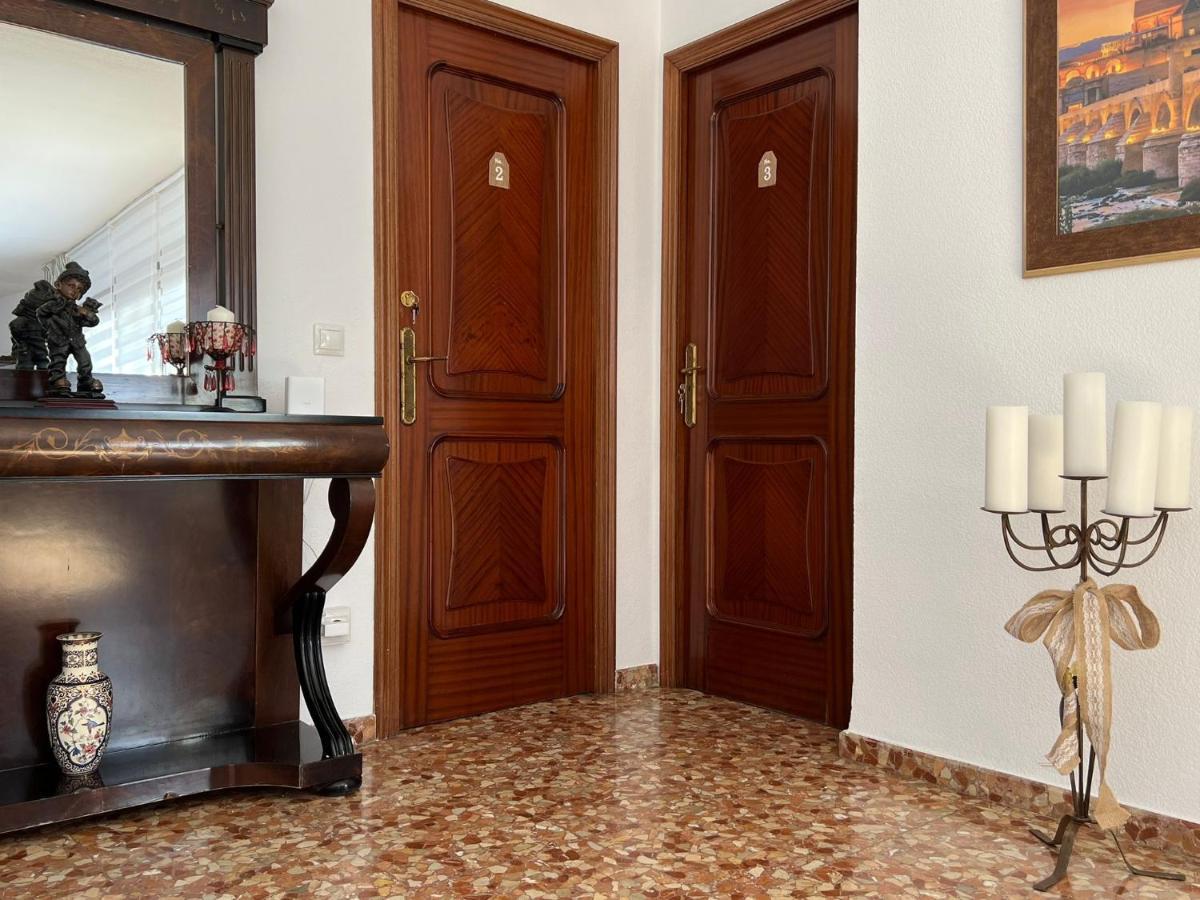 Casa Valenzuela Homestay *