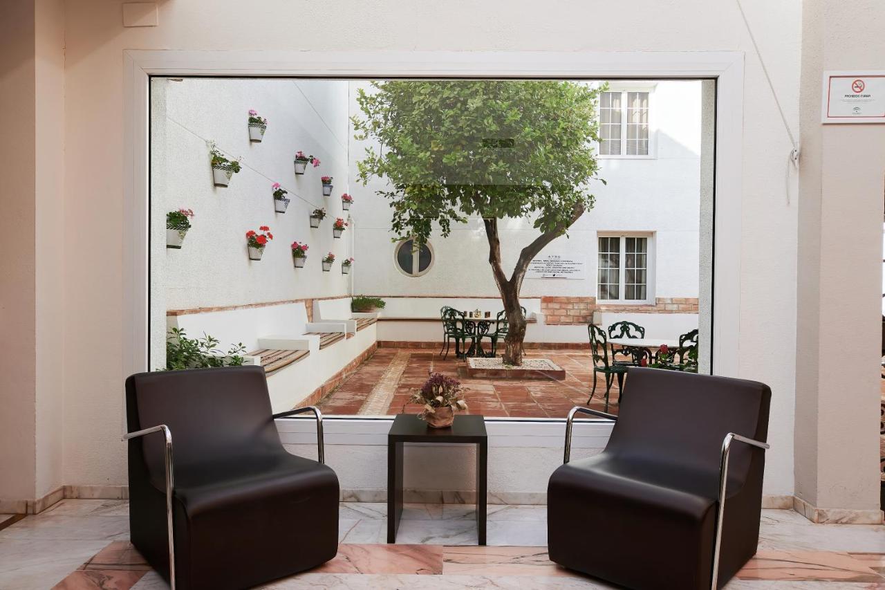 Hotel Crisol Jardines De 4*