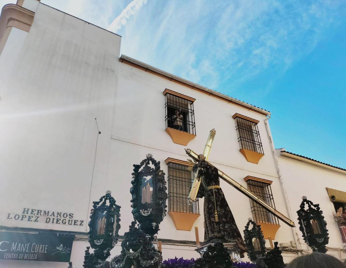 Amplio Familiar Con Parking Privado En Pleno Centro De * Córdoba