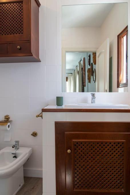 Mezquita Con Parking Gratuito Apartamento