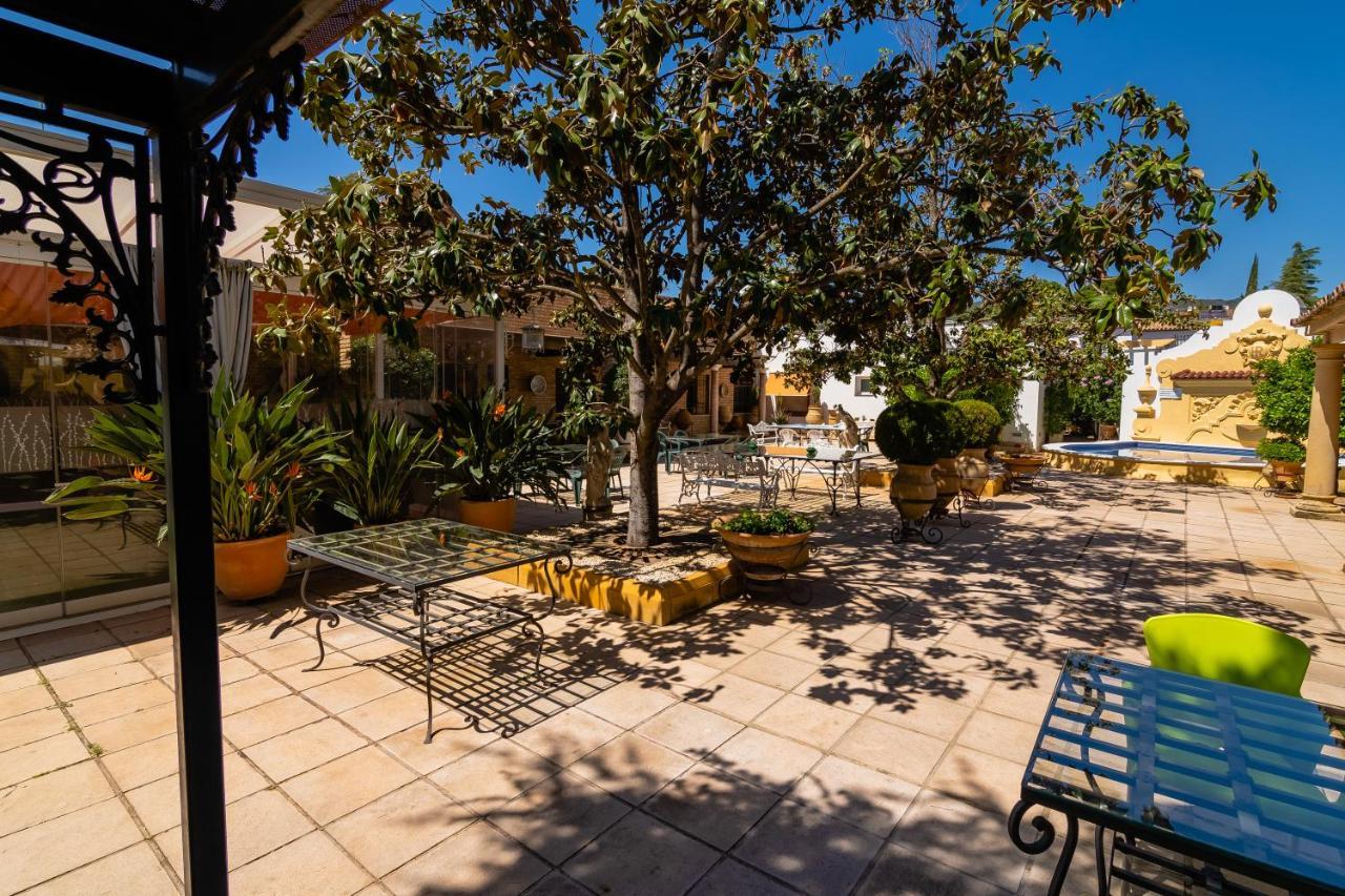 Arruzafa Hotel