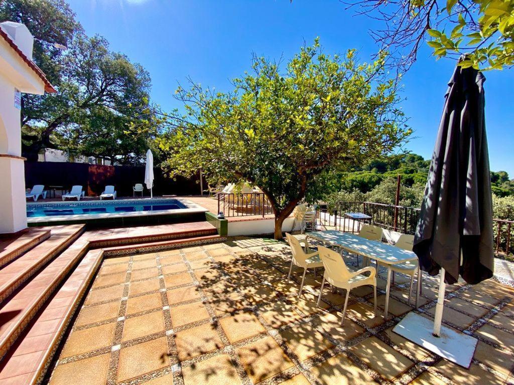 Estudio Con Cocina, Bano Y Piscina De Temporada Compartida, A 8km De Cordoba, En Plena Sierra, By Trassierrarooms * Cordoba