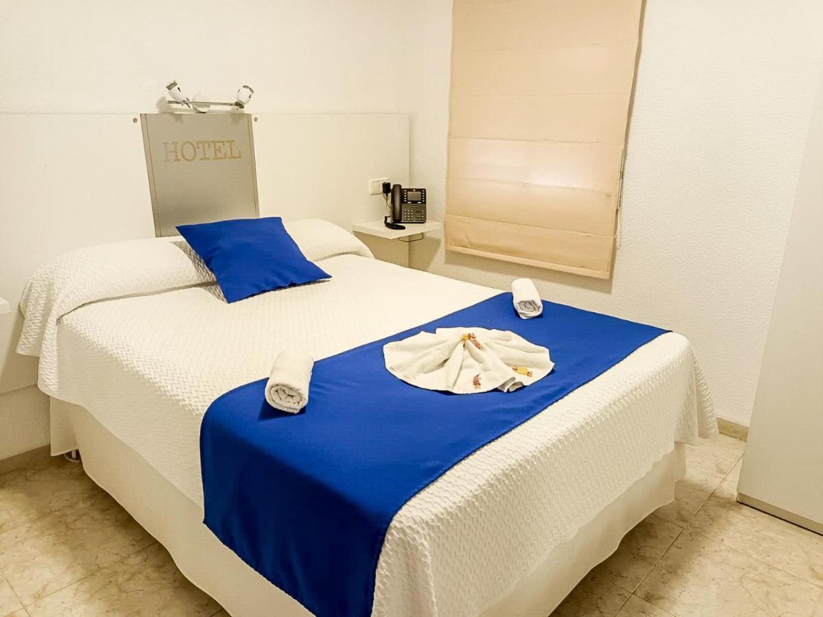 Manjares Hotel 2*