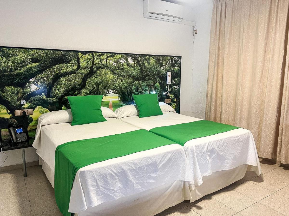 Manjares Hotel