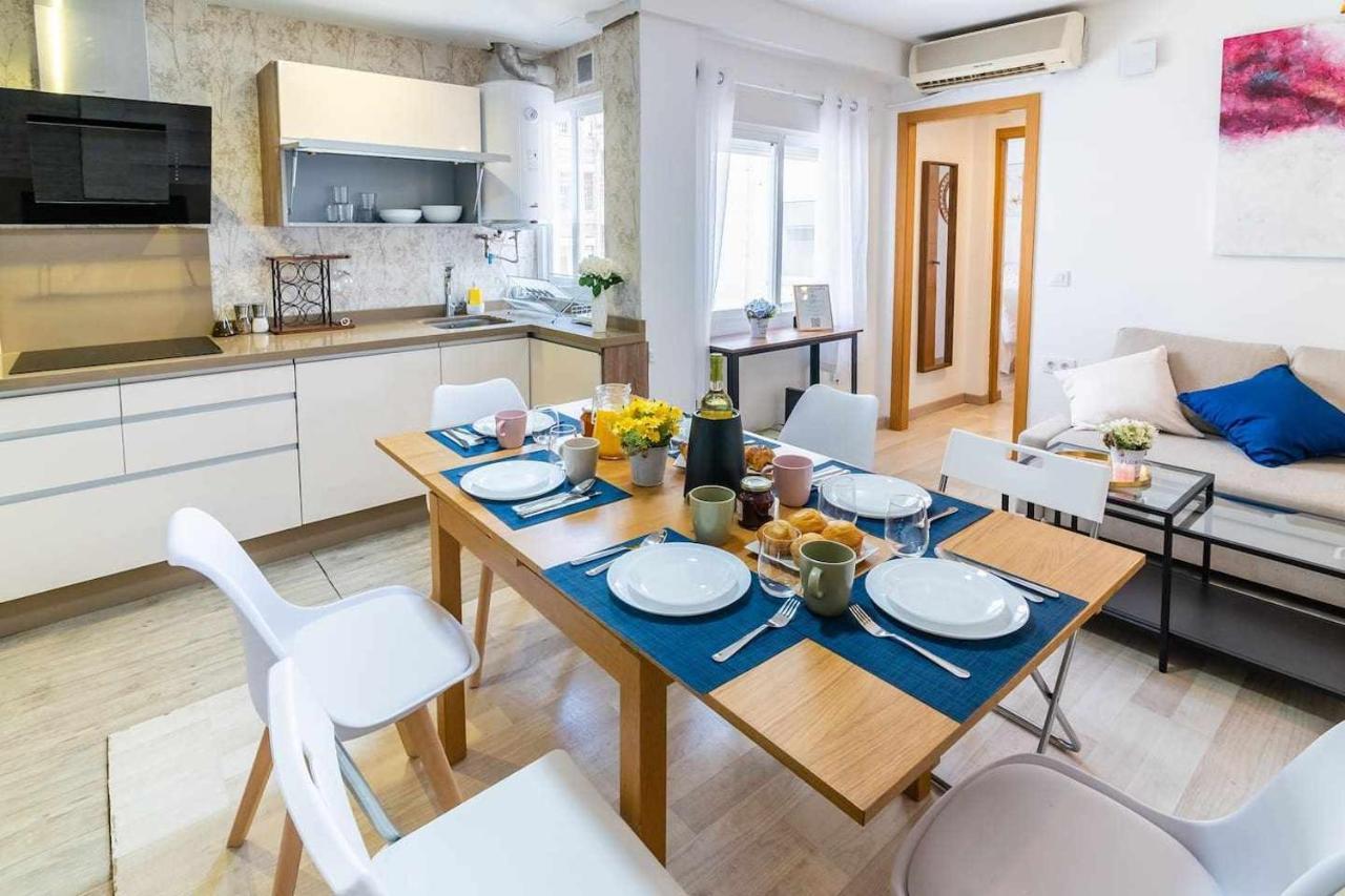 Nuevo A 500m De La Juderia Con Parking Apartment