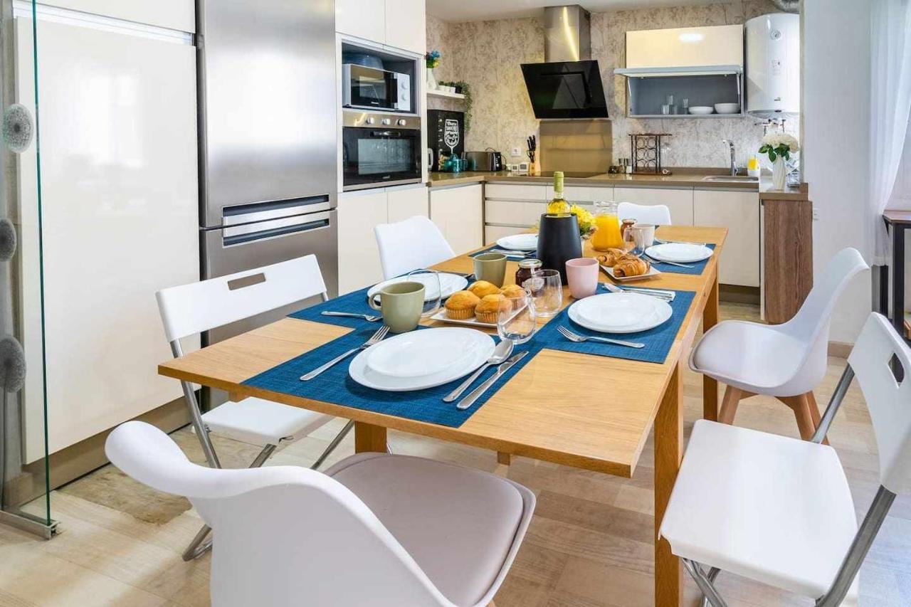 Apartment Nuevo A 500m De La Juderia Con Parking *