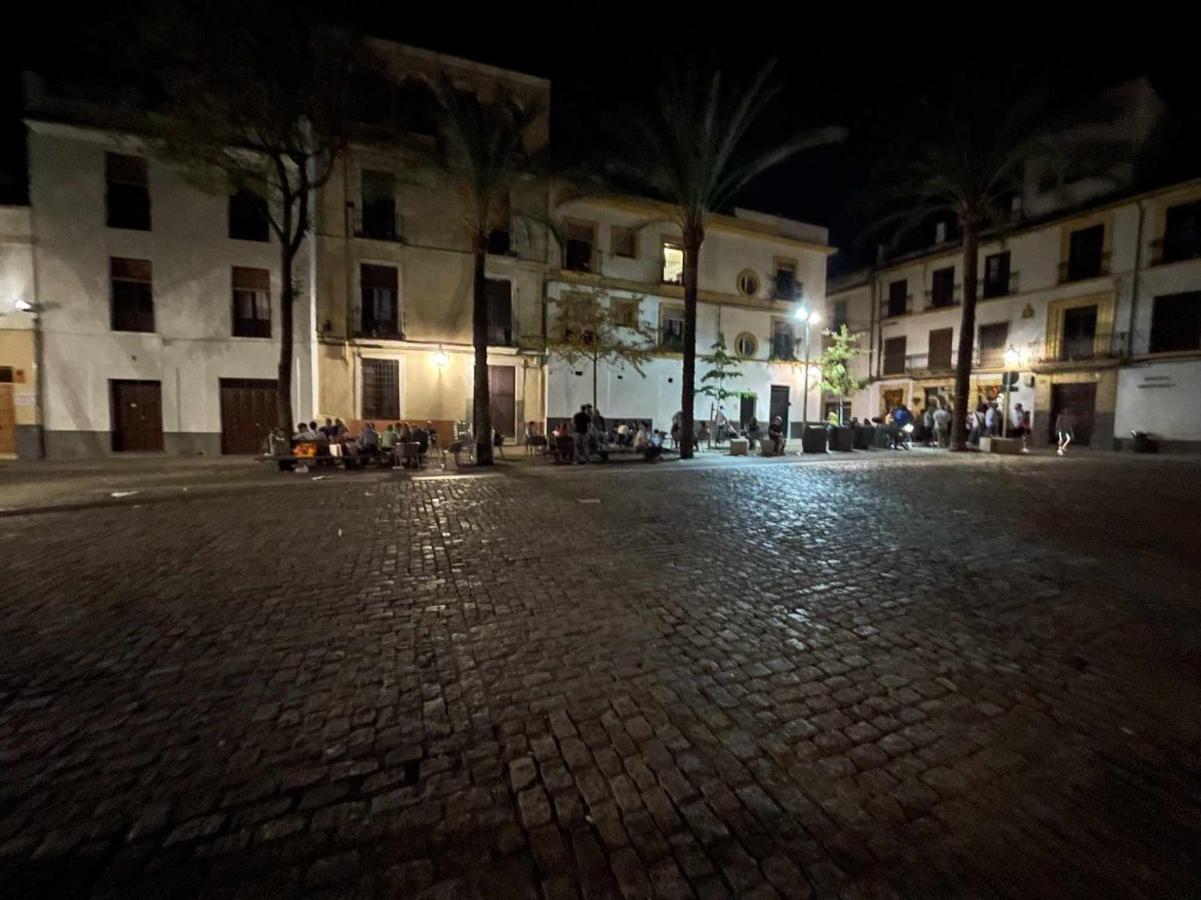 Precioso En Plaza De Cañas *