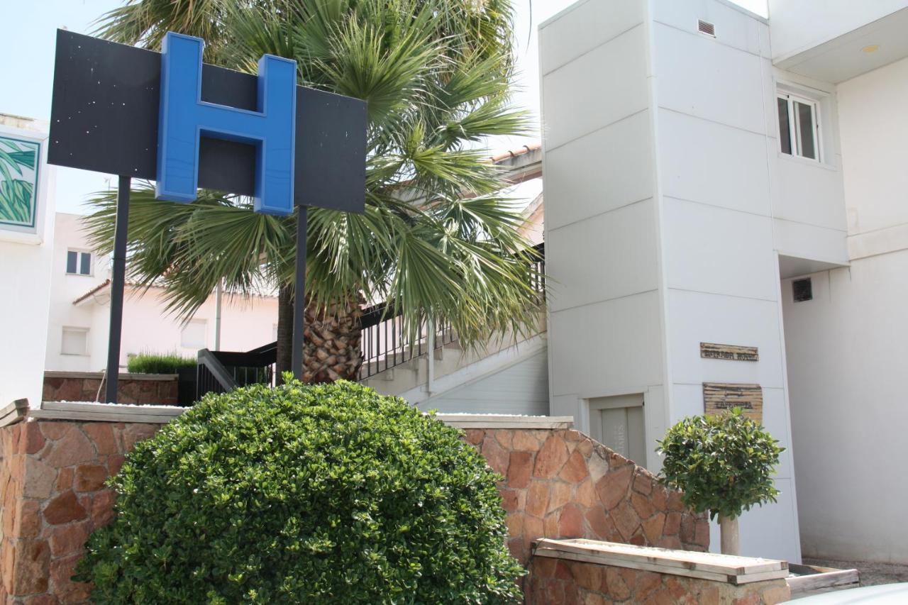 Manjares Hotel