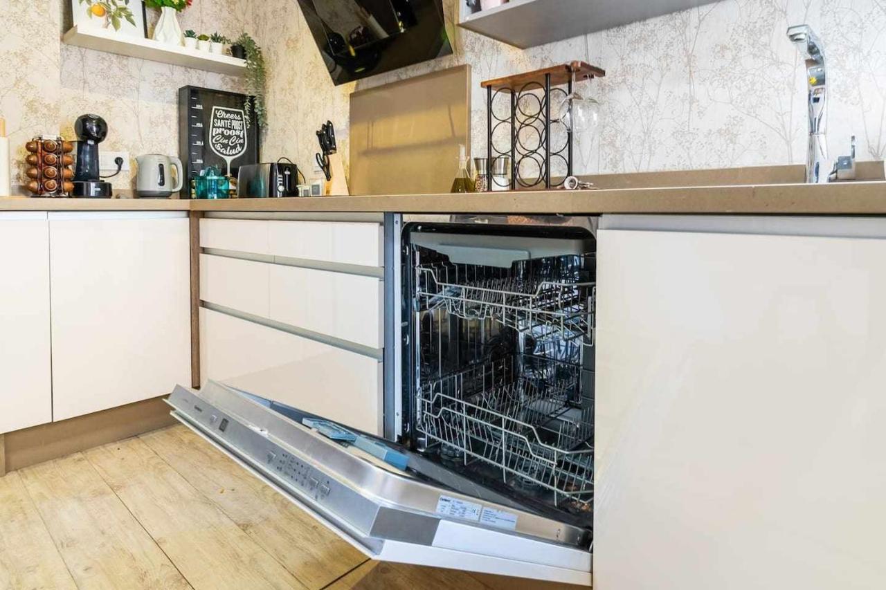 Apartment Nuevo A 500m De La Juderia Con Parking *