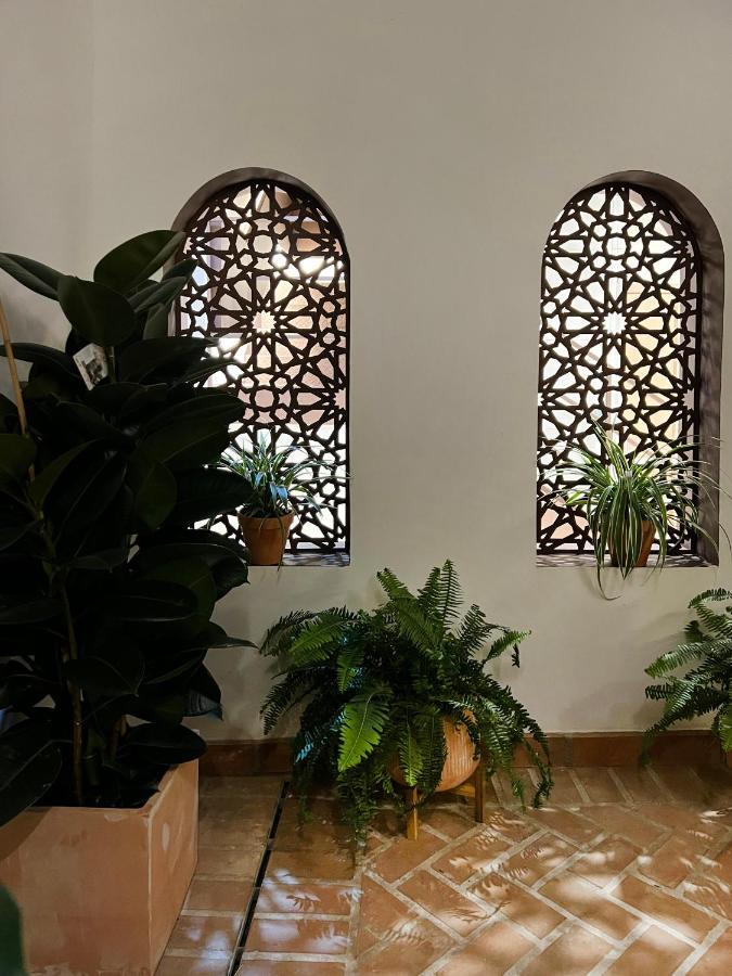 Arcos De Medina - Premium Apartahotel Córdoba