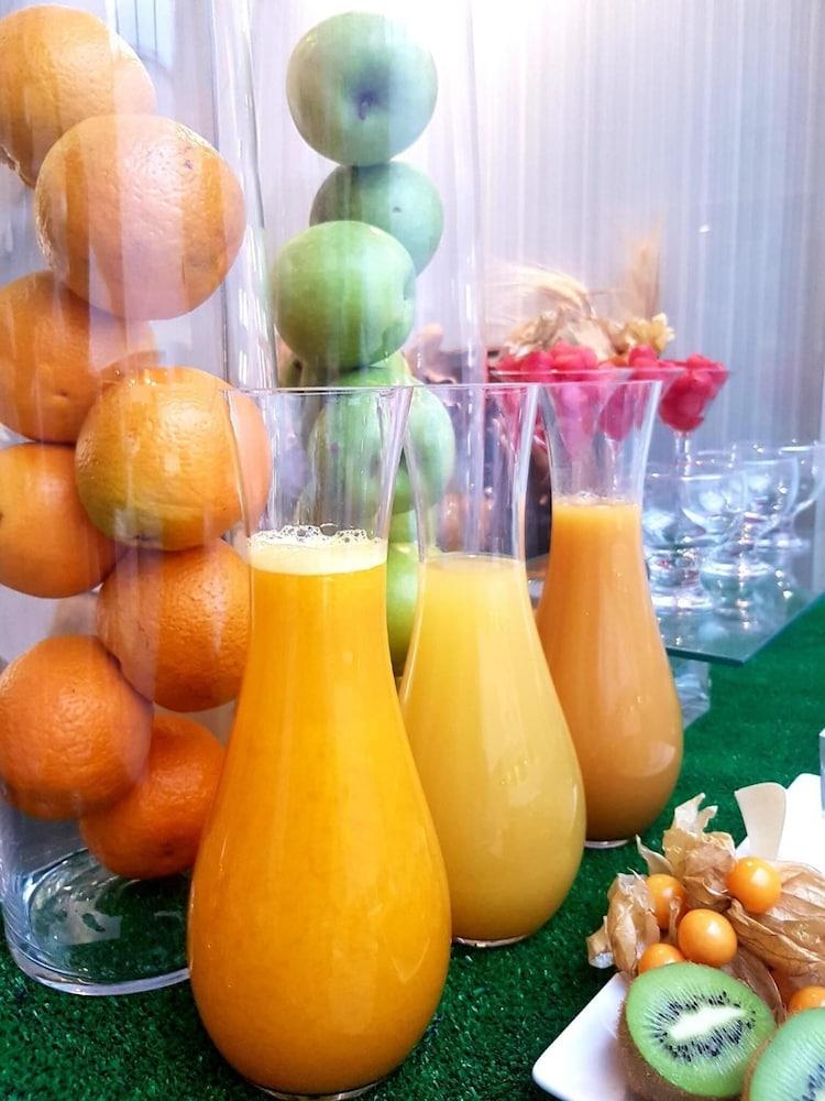 Hotel Boutique Caireles 2*