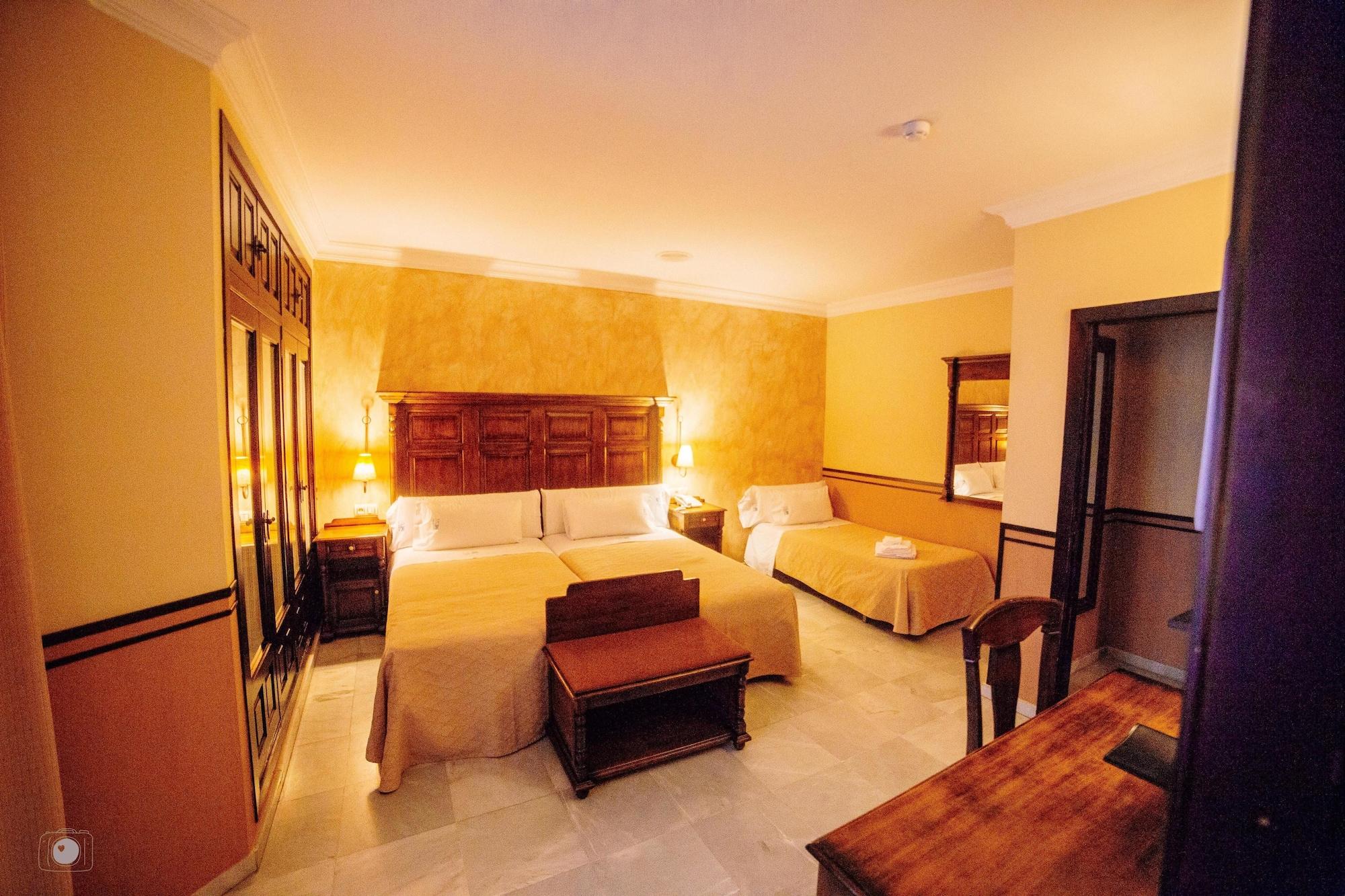 De Vallina By Mira Hotel