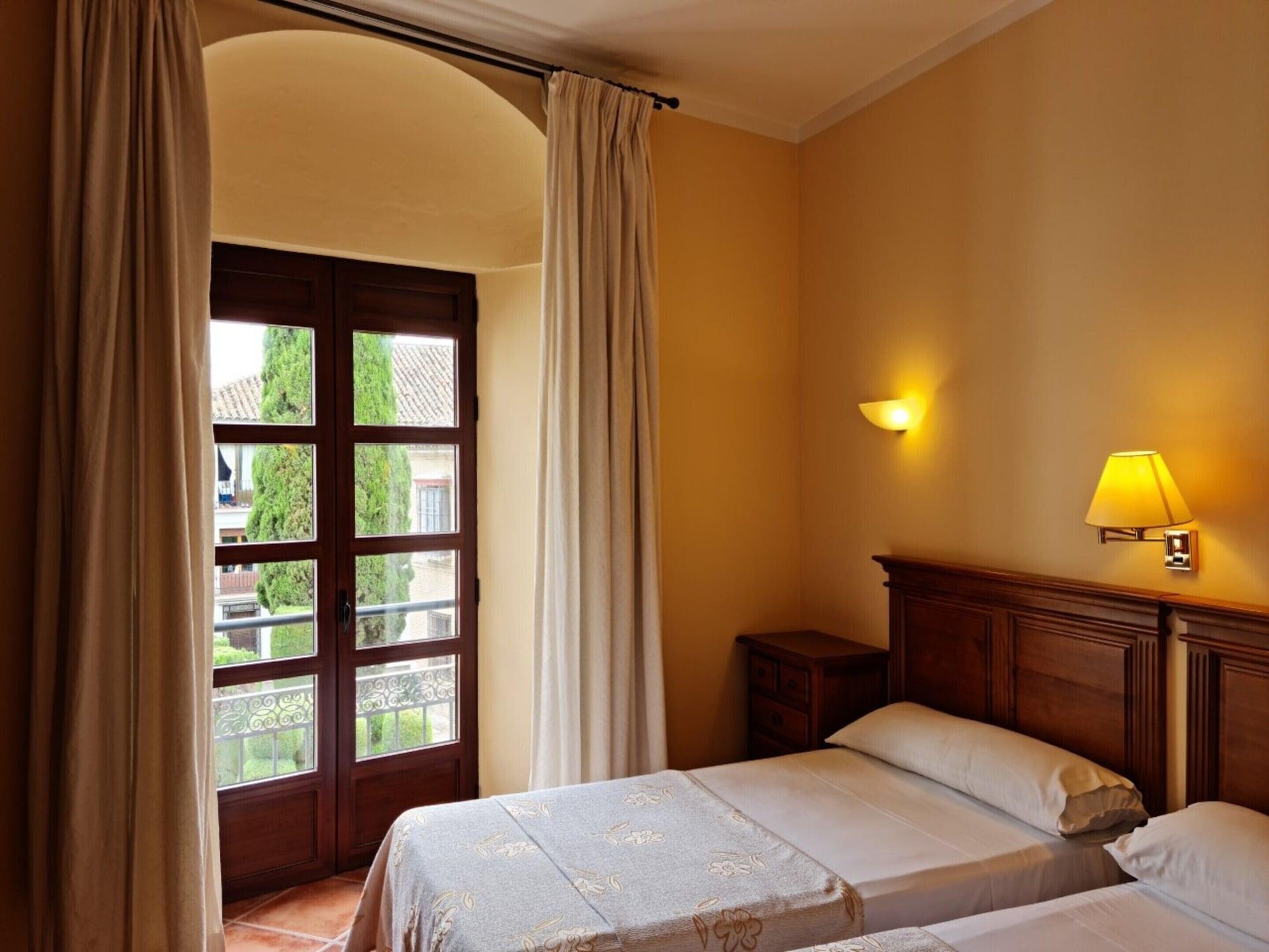 Hotel Plateros *