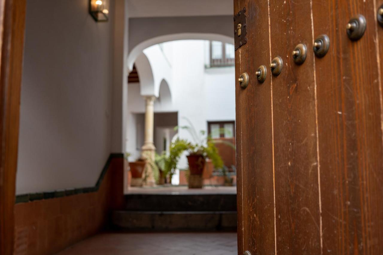 Patio De La Hoguera