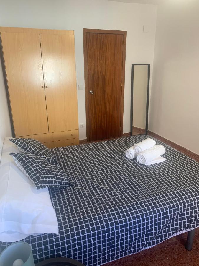 Valdeolleros Homestay