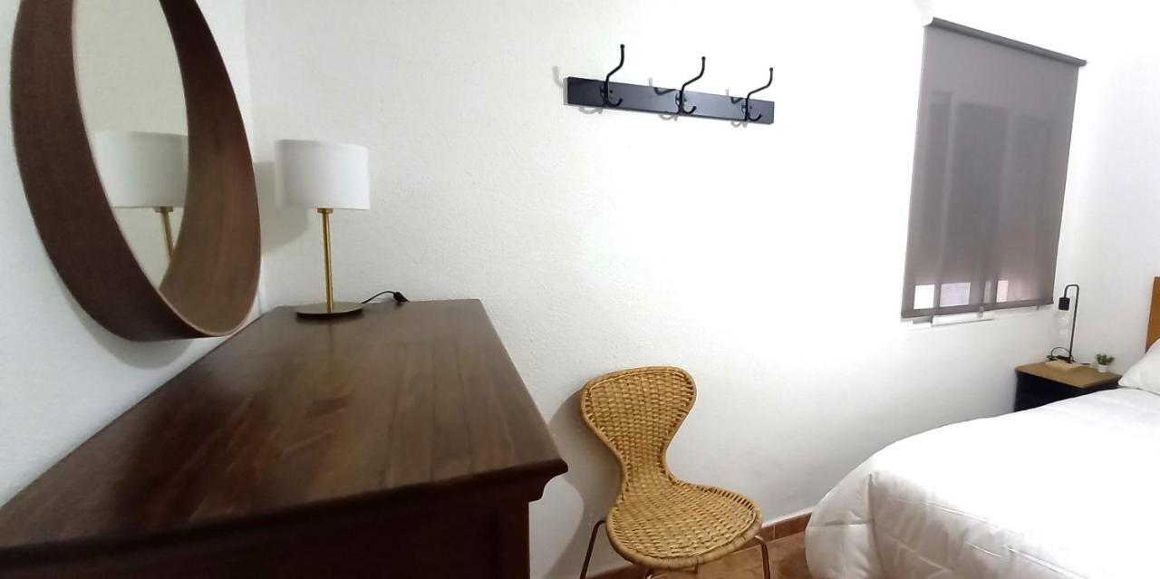 Apartamento Centrico En By Bebalmy