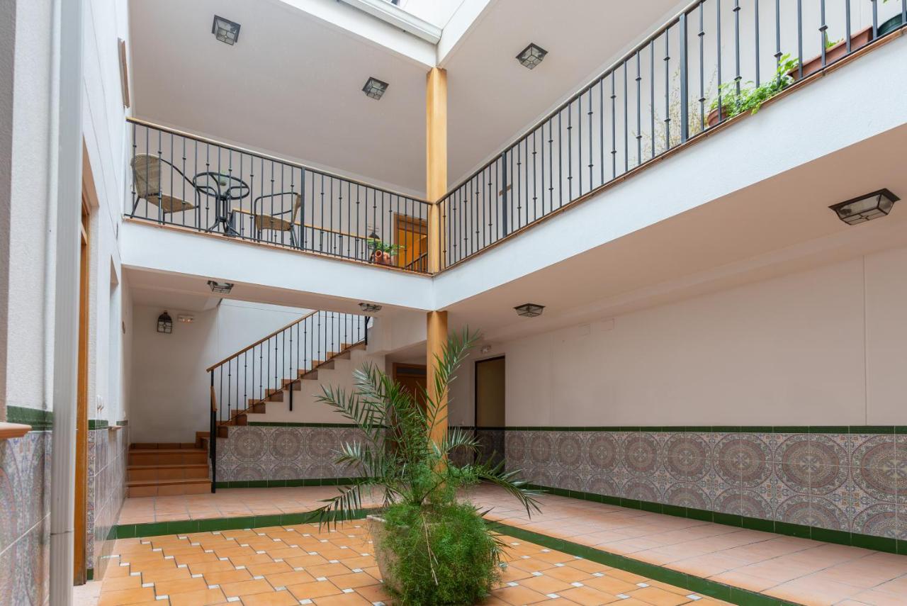 Puerta De Cordoba- Exterior Con Balcones *