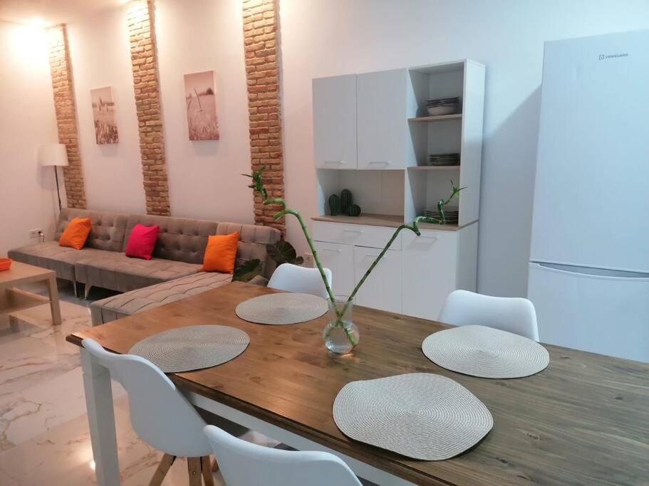 Living 2 Apartamento *