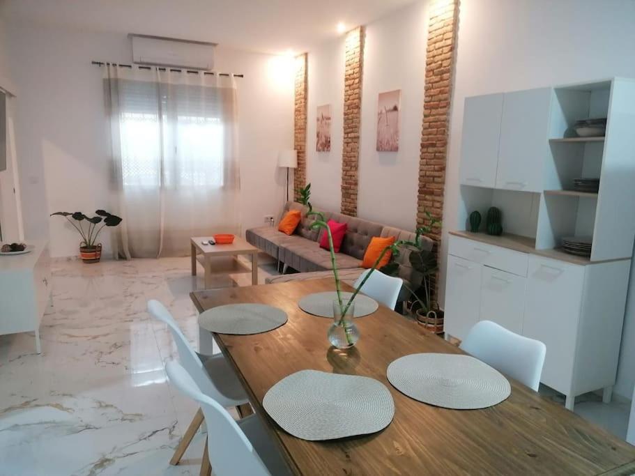 Apartamento Living 2 *