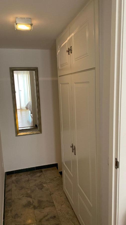 Duplex Junto Al Puente Con Gran Terraza Y Parking Privado Apartment