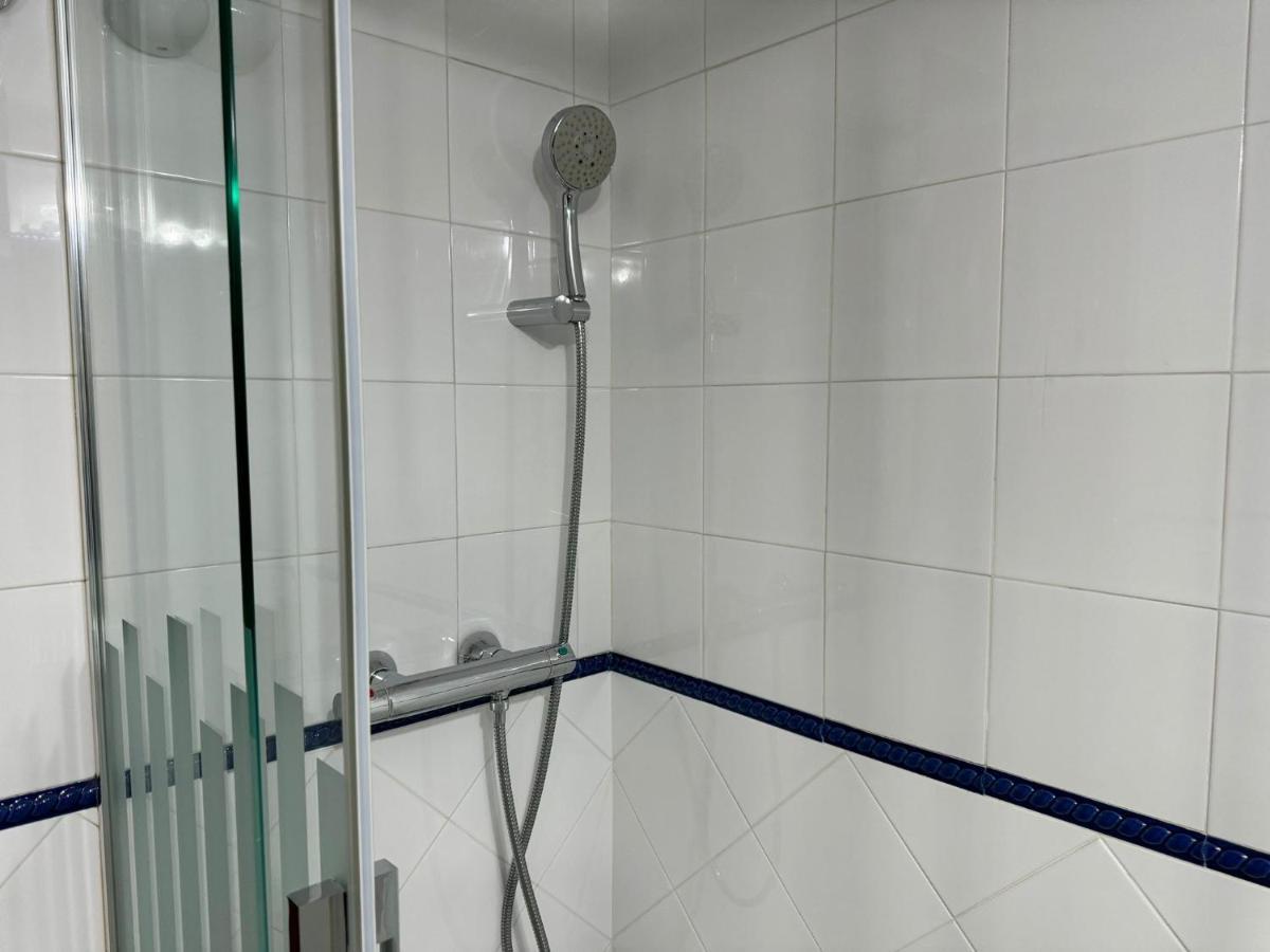Apartment Buen Pastor Con Parking Gratuito *