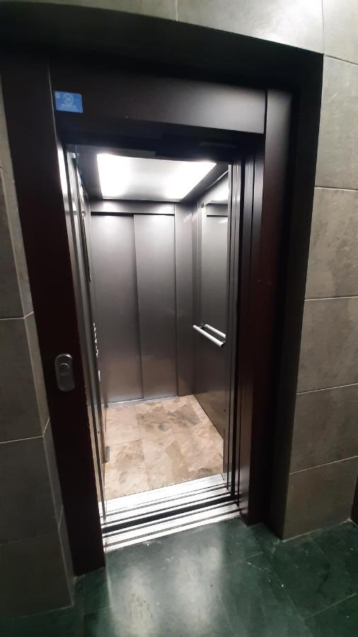 Apartment Duplex Junto Al Puente Con Gran Terraza Y Parking Privado *