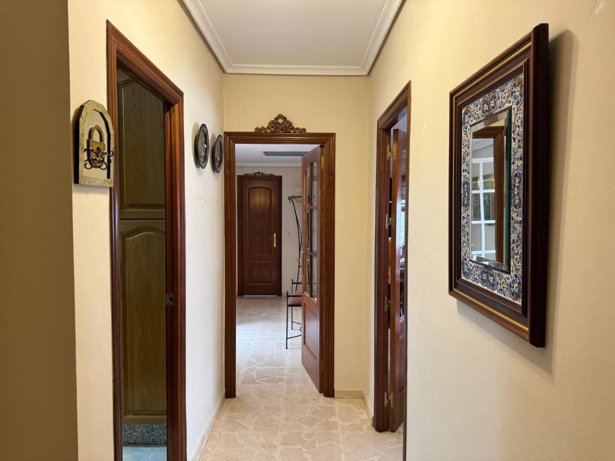 Apartment Buen Pastor Con Parking Gratuito