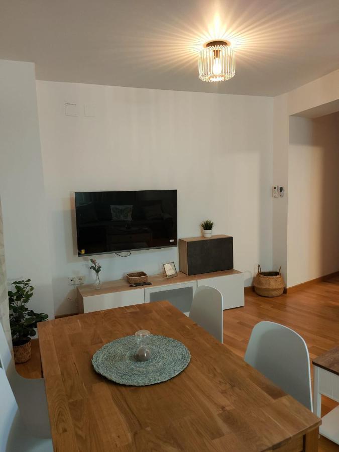 Grupo Limcotel Susurros De La Piedra Escrita-parking Apartamento Córdoba