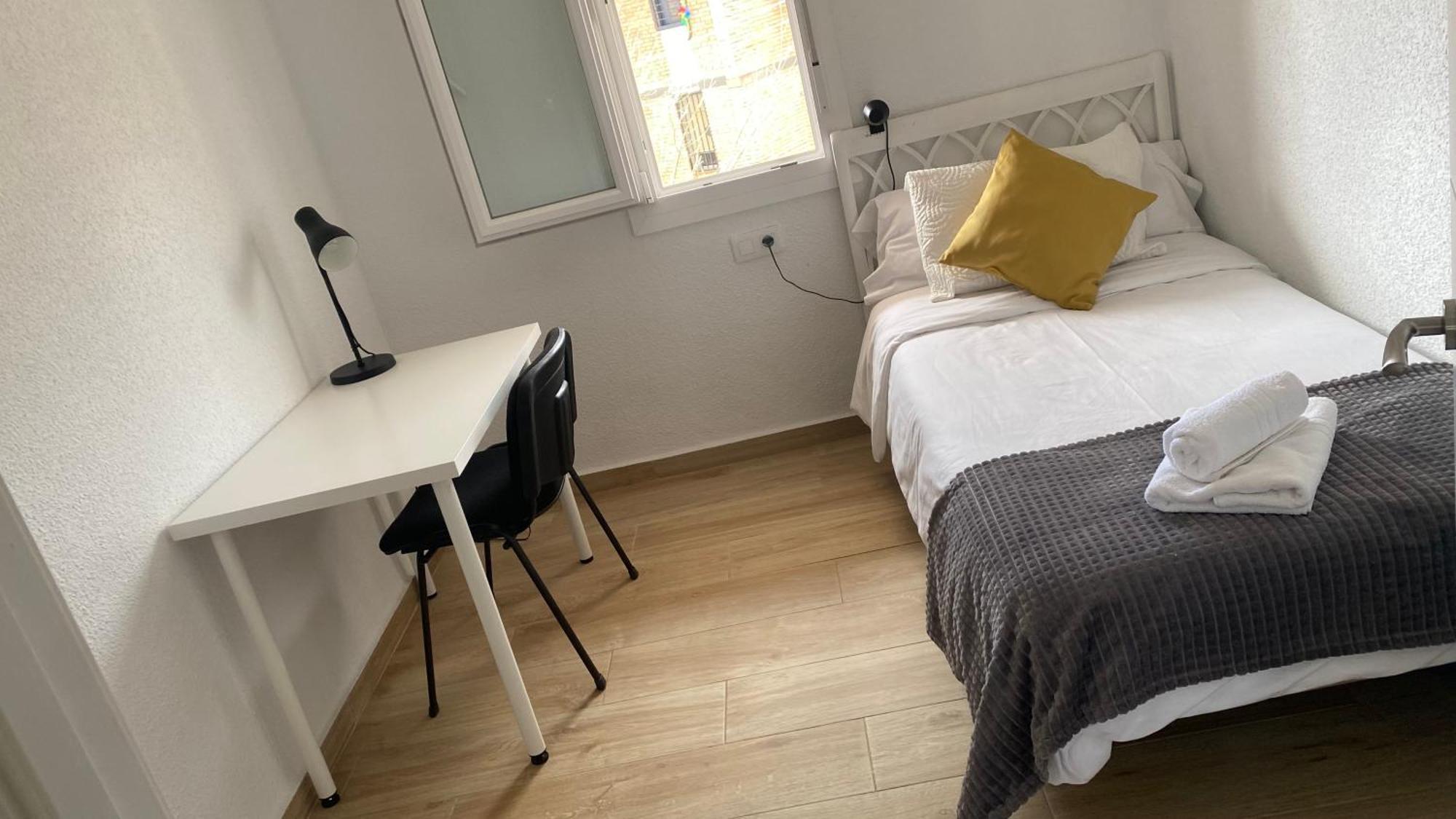 Apartment Plaza Andalucia -a 10min Caminando Del Puente