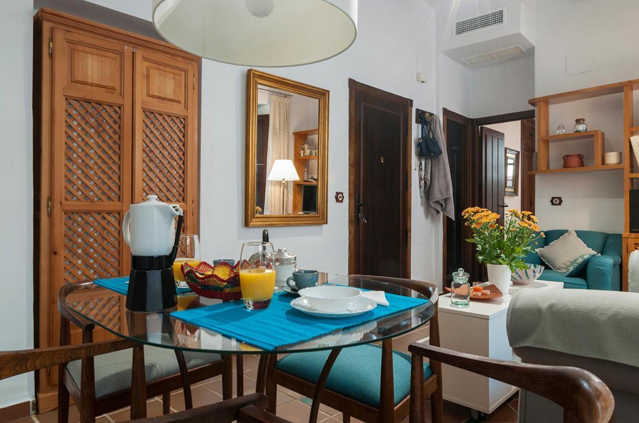 Apartment Horno24, Con Patio Andaluz, Tipico De