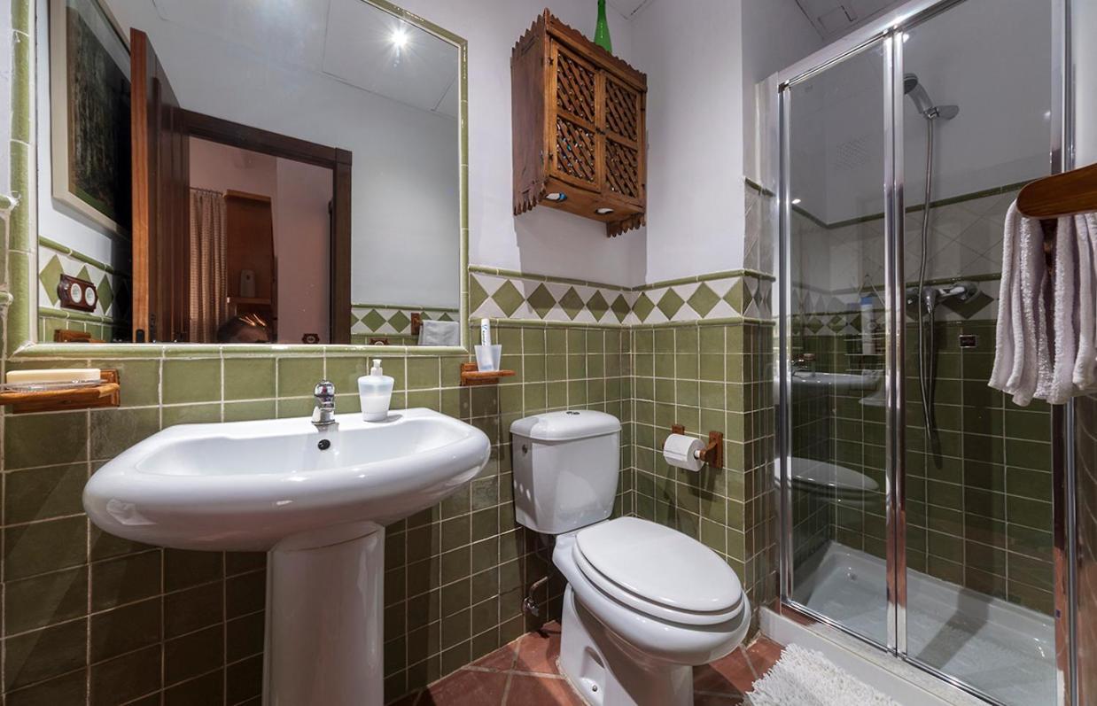 Horno24, Con Patio Andaluz, Tipico De Apartment Cordoba