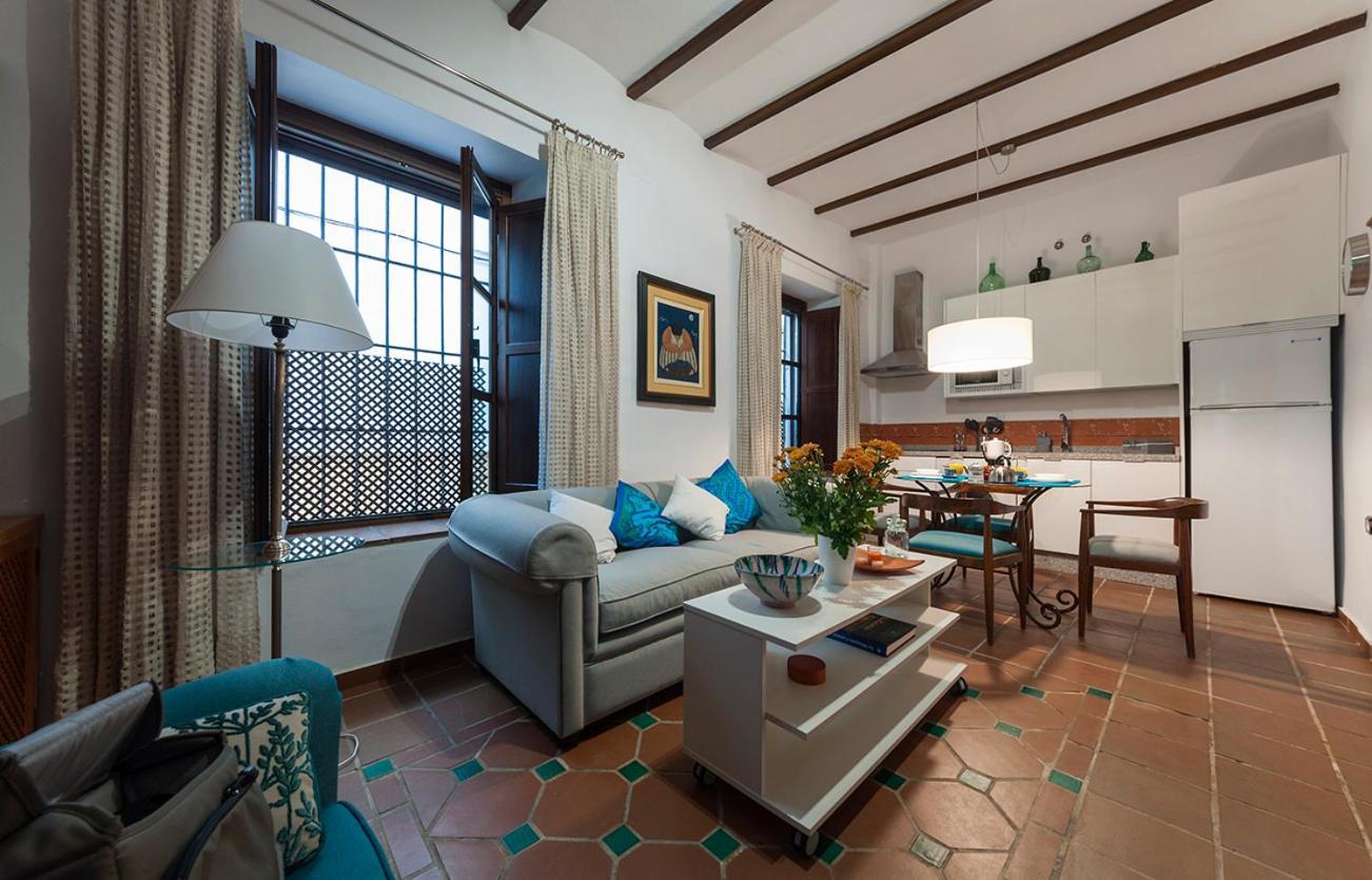 Apartment Horno24, Con Patio Andaluz, Tipico De *